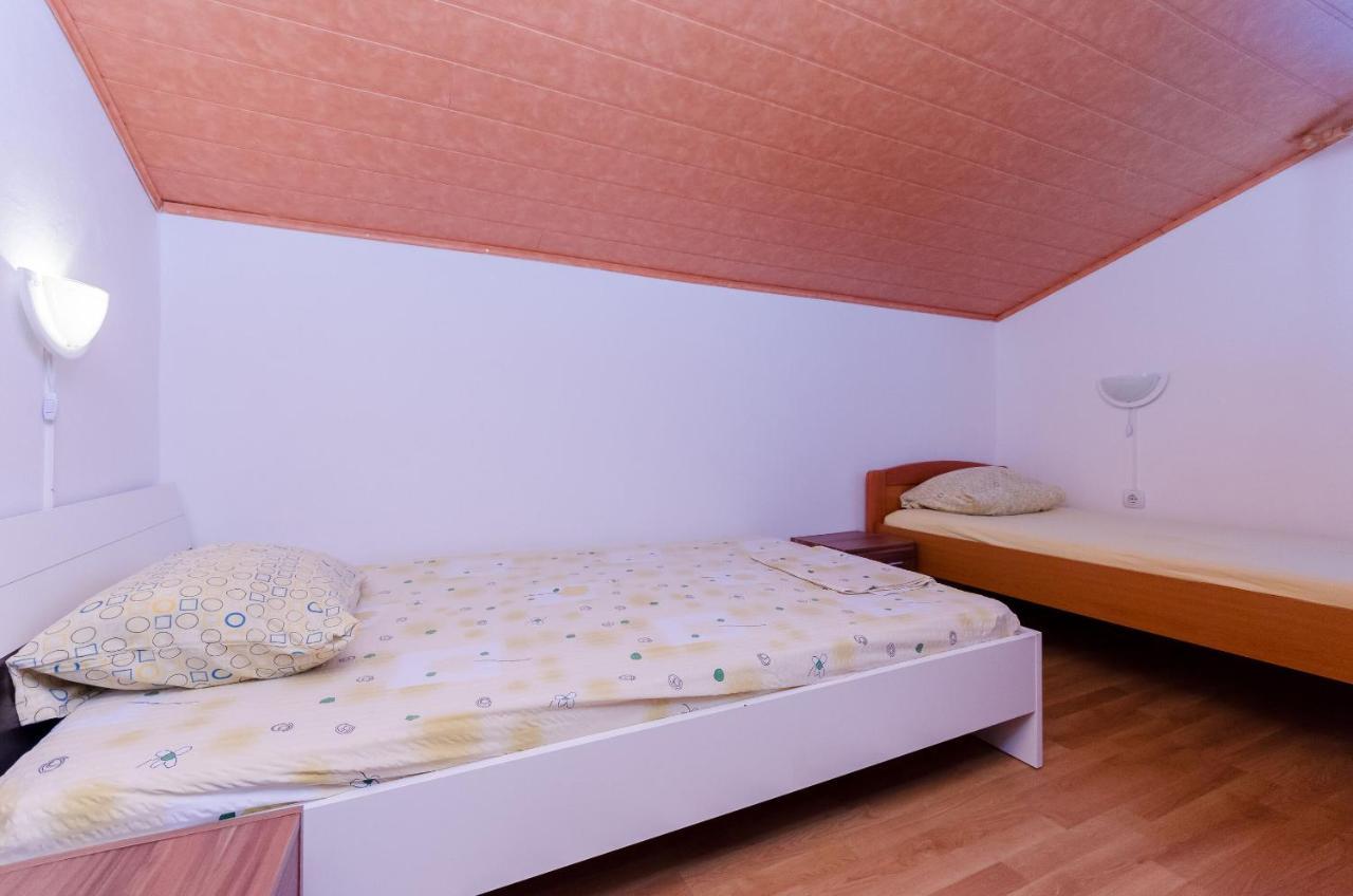 Apartments Albina لوبار المظهر الخارجي الصورة
