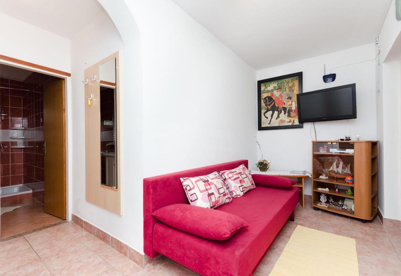 Apartments Albina لوبار المظهر الخارجي الصورة